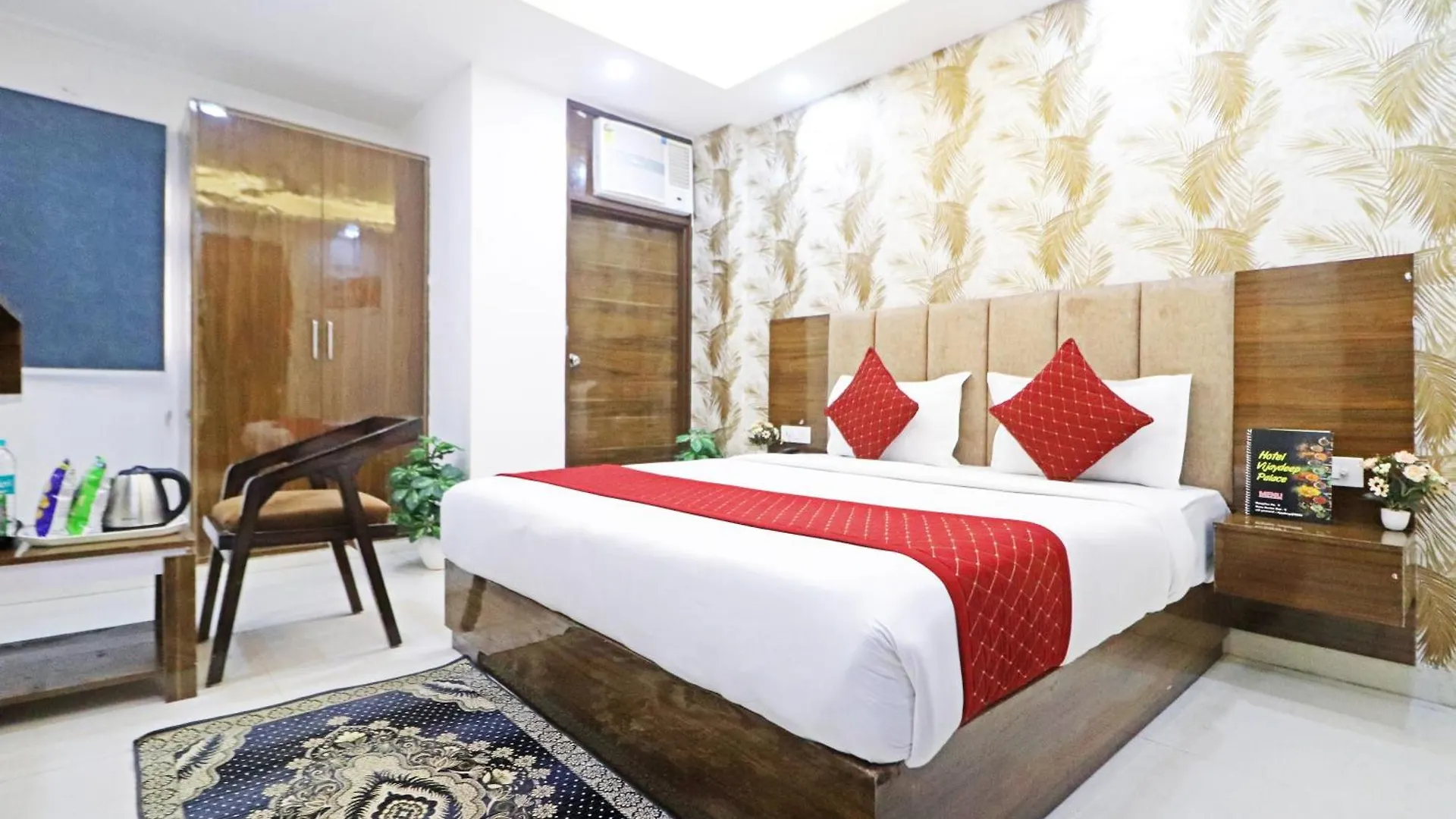 Airport Tulip Suites Near Delhi Airport New Delhi 4*,  India