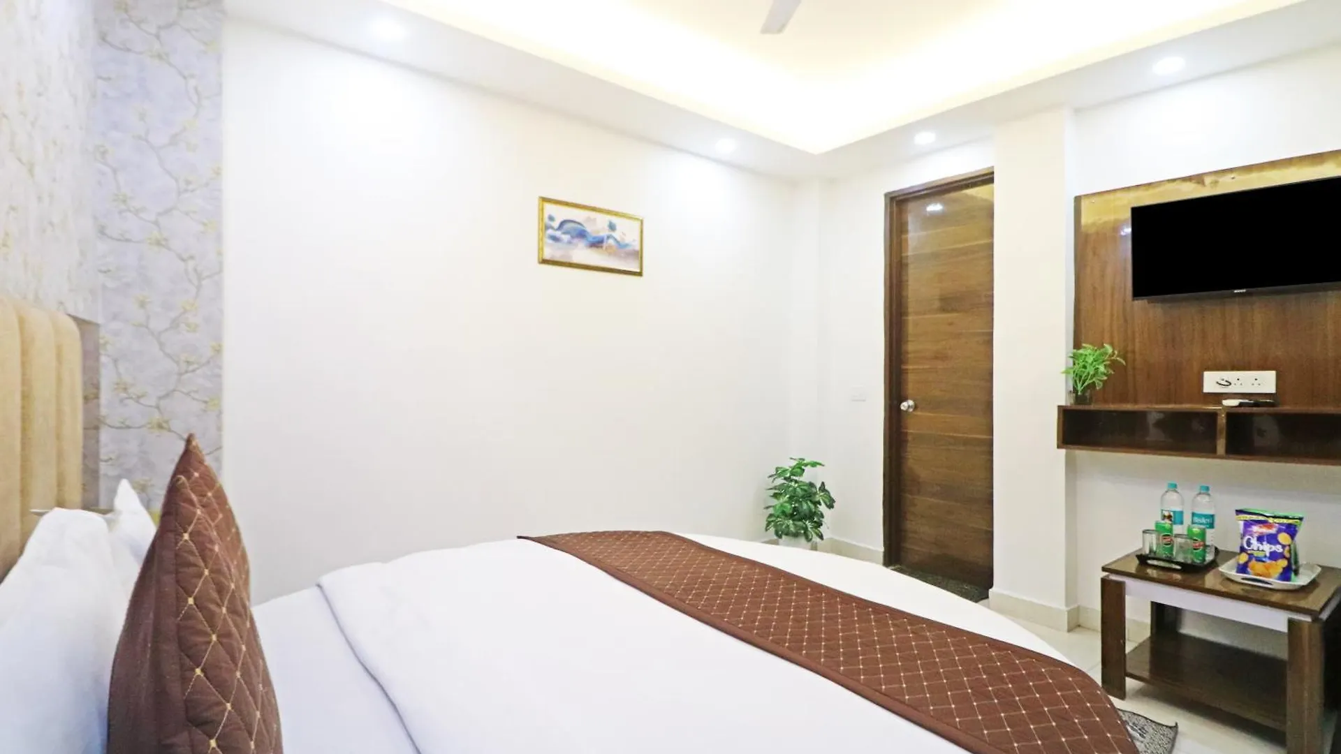 Airport Tulip Suites Near Delhi Airport New Delhi Hotel