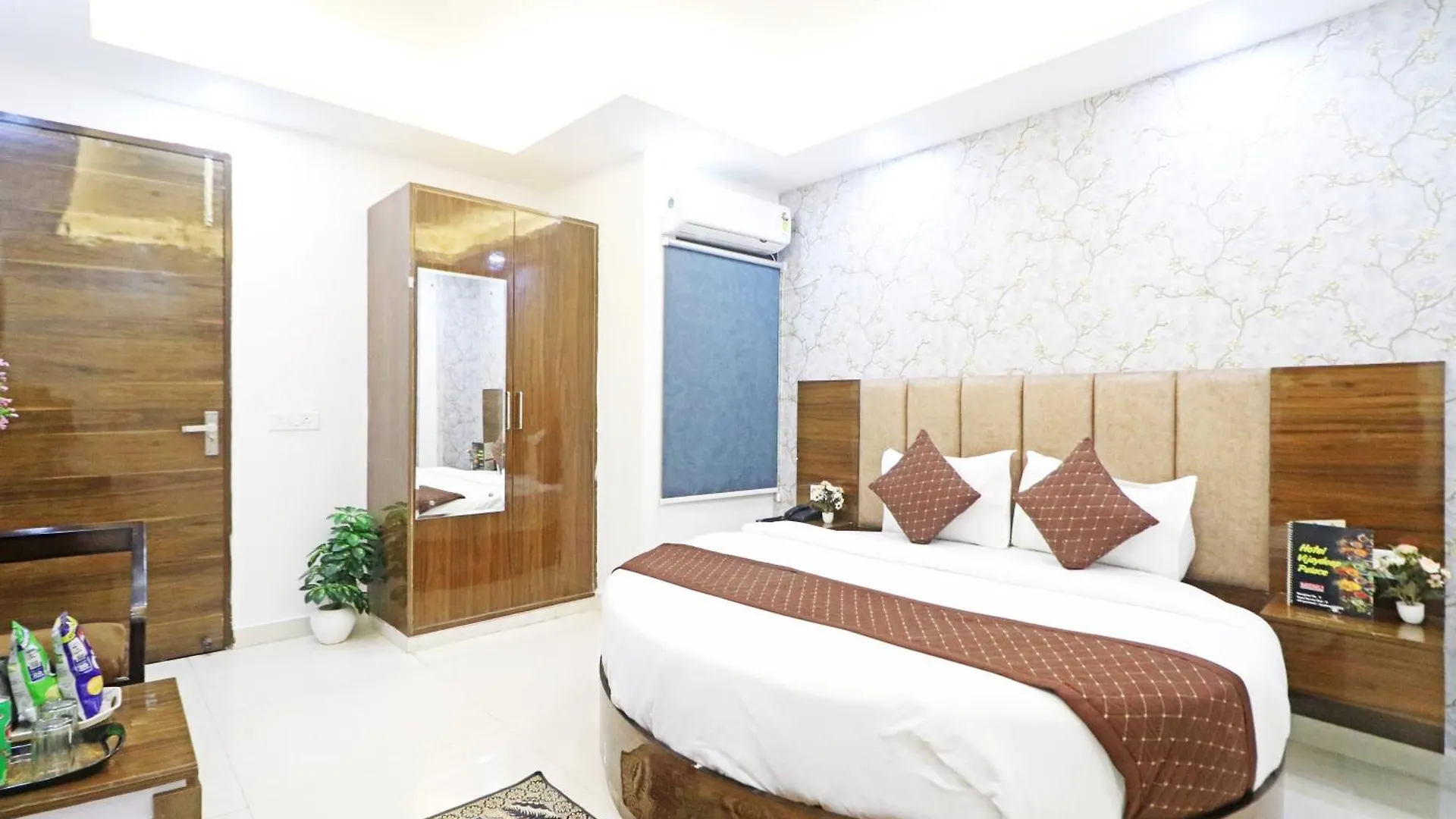 Airport Tulip Suites Near Delhi Airport New Delhi Hotel